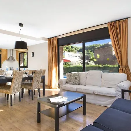 Llevant 2 Villa *